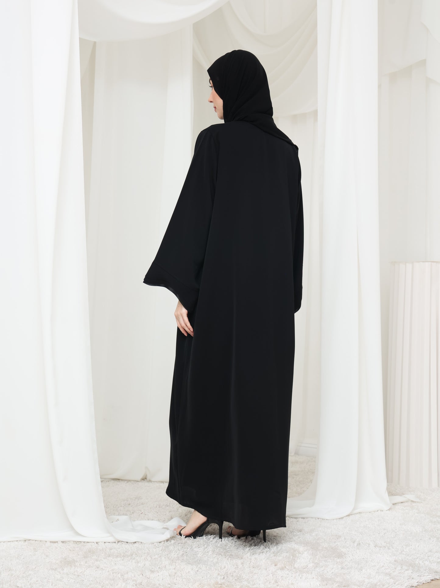 Wavy Abaya
