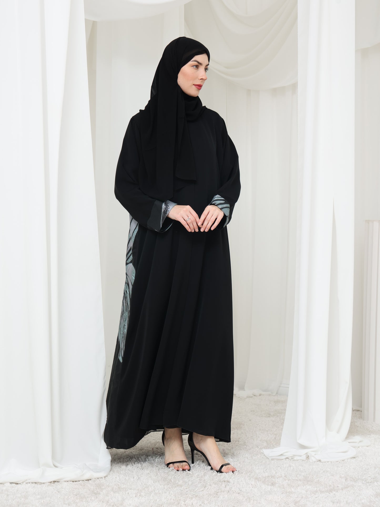 Amary Abaya