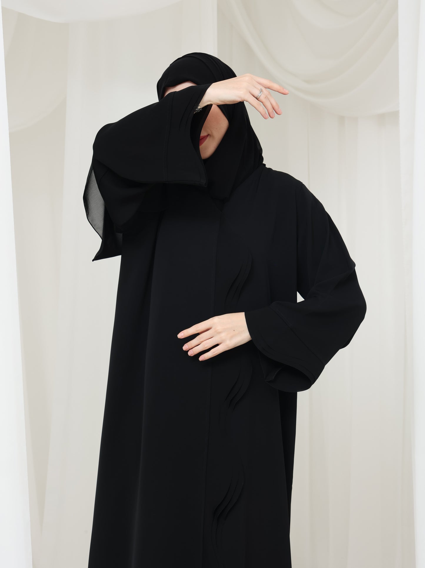 Wavy Abaya
