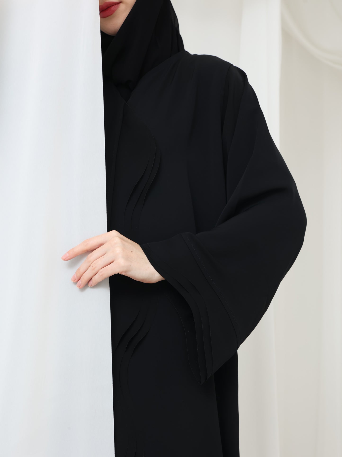 Wavy Abaya