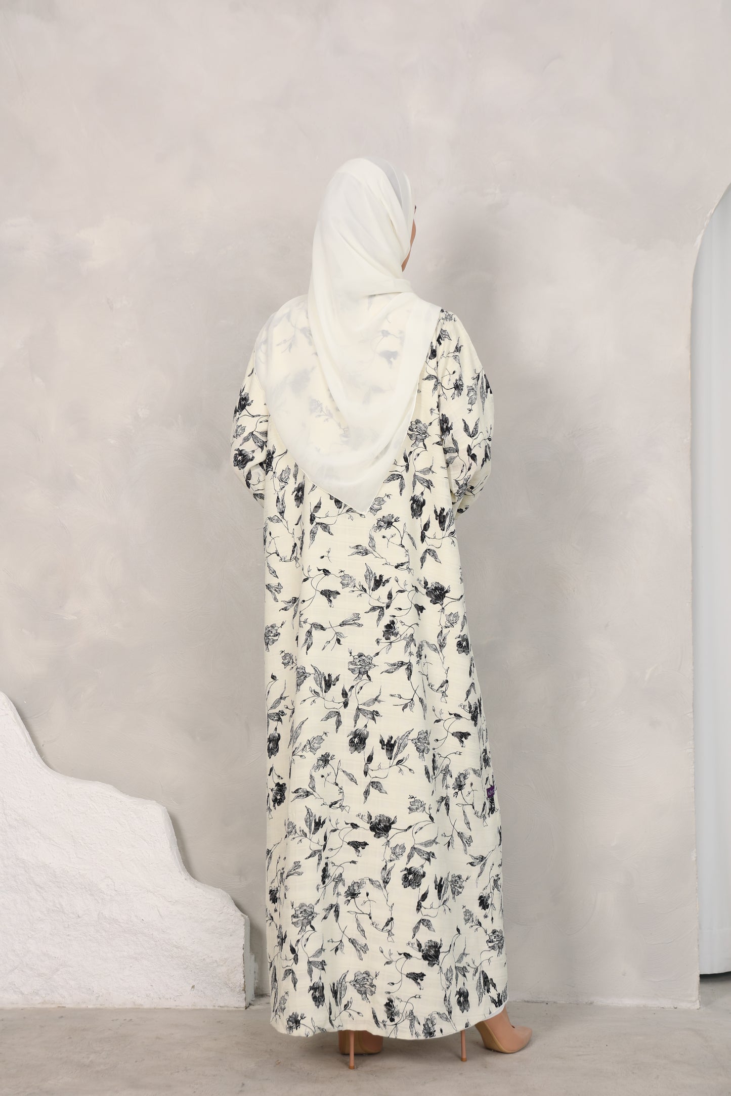 Ivory Bloom Abaya