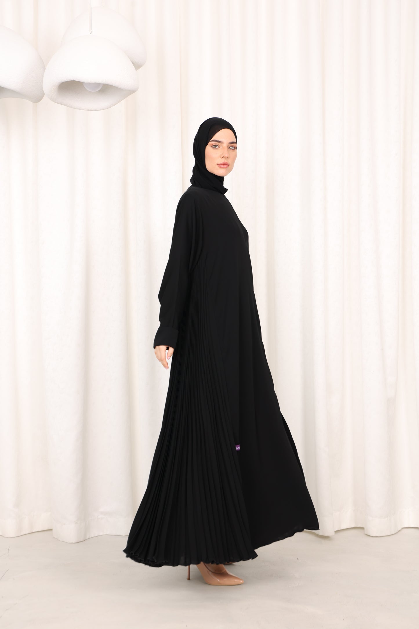 Flow Abaya