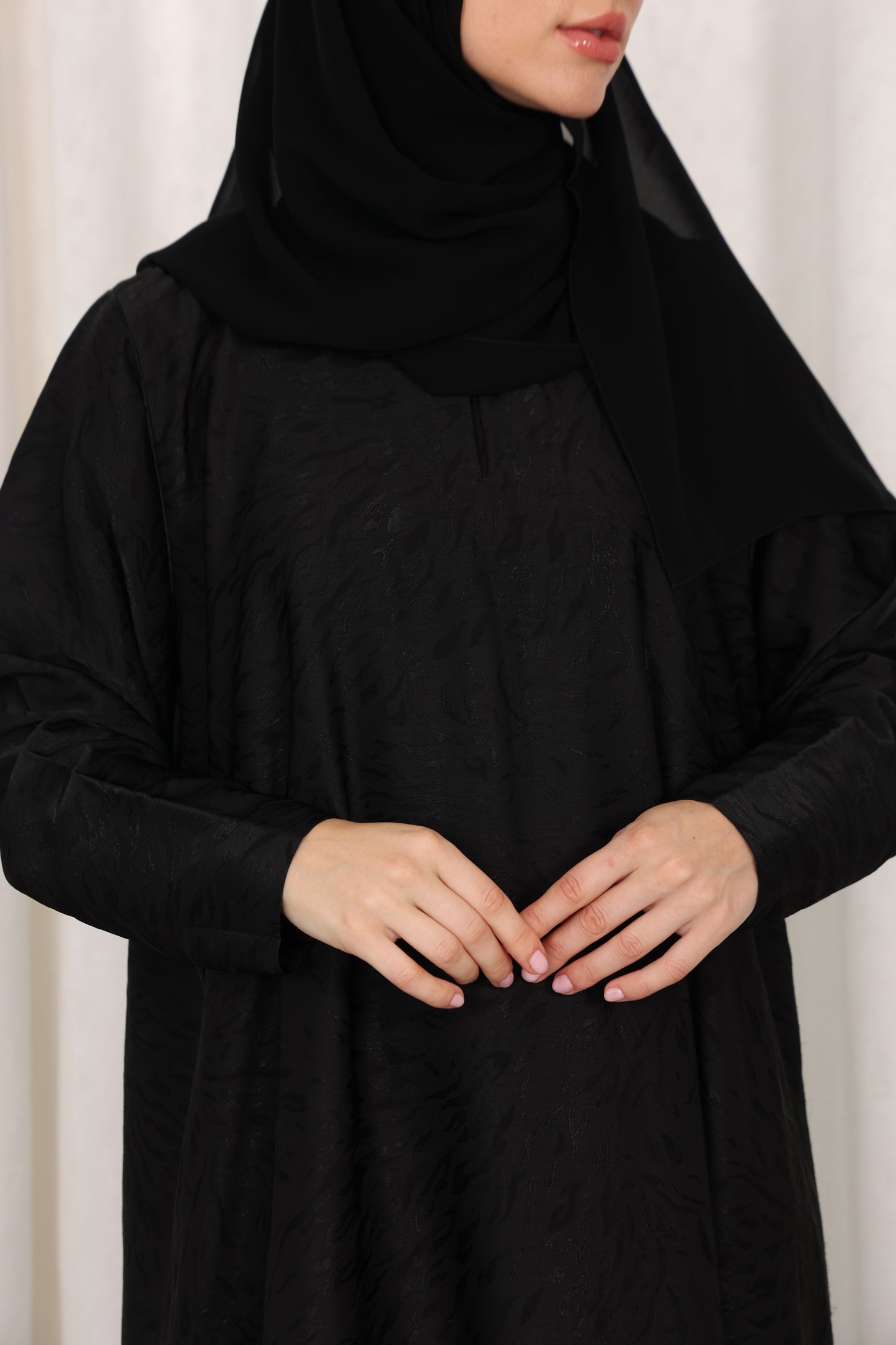Non Polyester Abaya