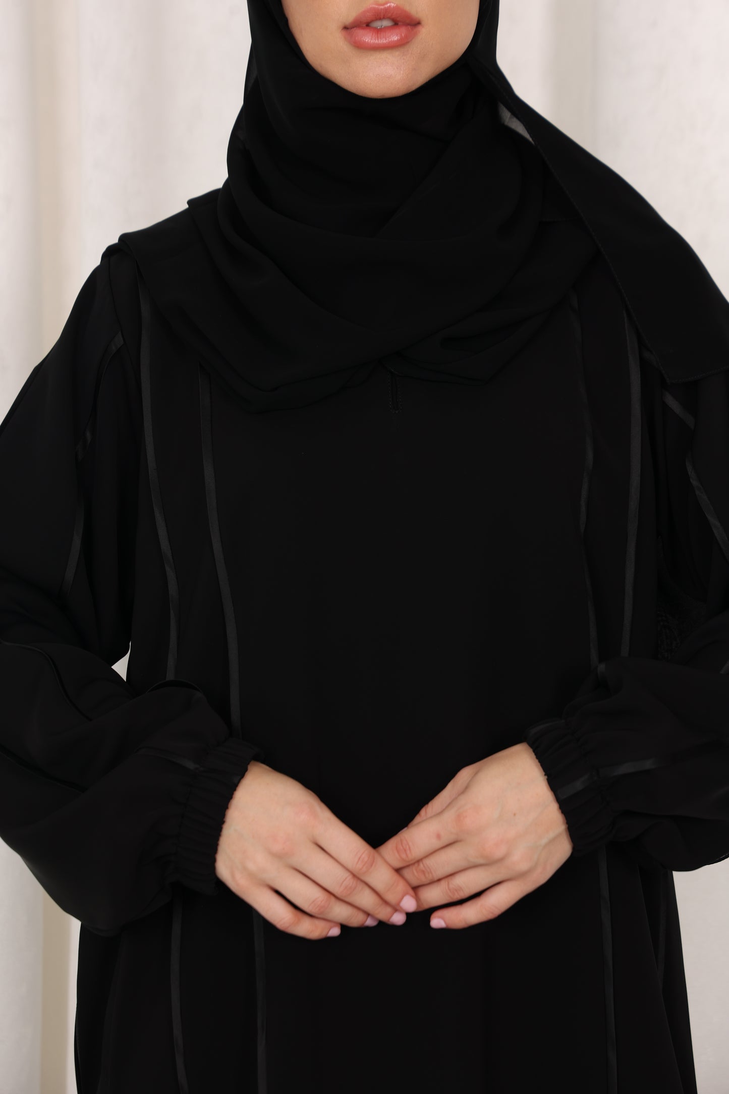 Black Abaya with Zipper Pocket