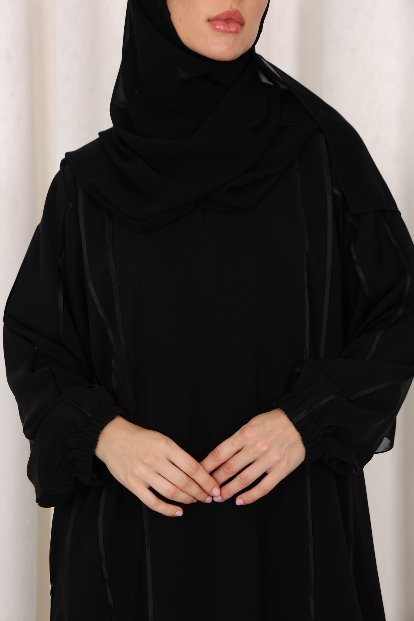 Black Abaya with Zipper Pocket